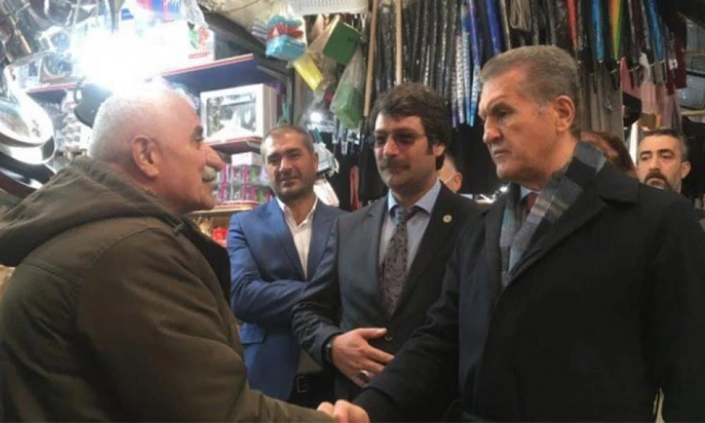 Κούρδος καταστηματάρχης συνελήφθη επειδή είπε ότι η νότια Τουρκία είναι Κουρδιστάν